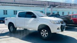 TOYOTA Hilux Caminhonete 3.0 4P SR 4X4 TURBO DIESEL CABINE DUPLA