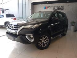 TOYOTA Hilux SW4 2.8 16V 4P SRX 4X4 7 LUGARES TURBO DIESEL AUTOMTICO