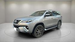 TOYOTA Hilux SW4 2.8 4P SRX 4X4 TURBO DIESEL AUTOMTICO