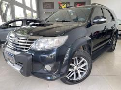 TOYOTA Hilux SW4 3.0 16V 4P SRV 4X4 7 LUGARES TURBO DIESEL AUTOMTICO