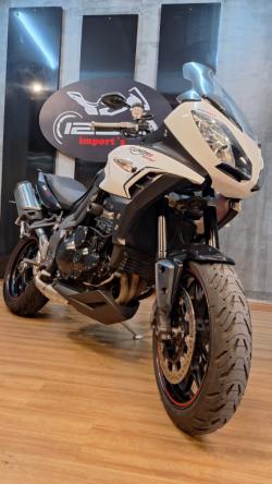 TRIUMPH Tiger 1050 