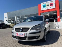 VOLKSWAGEN Polo Sedan 1.6 4P FLEX