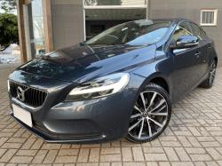 VOLVO V40 2.0 4P T4 MOMENTUM TURBO AUTOMTICO