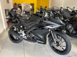 YAMAHA R 15 