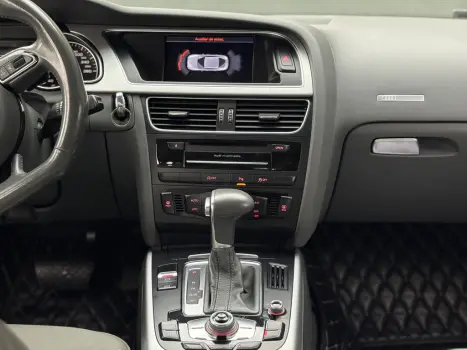 AUDI A5 1.8 16V 4P TFSI SPORTBACK AMBIENTE AUTOM�TICO, Foto 16