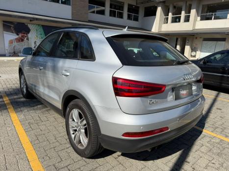 AUDI Q3 2.0 4P TFSI AMBITION QUATTRO S-TRONIC AUTOMTICO, Foto 4