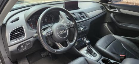 AUDI Q3 2.0 4P TFSI AMBIENTE QUATTRO S-TRONIC AUTOM�TICO, Foto 8