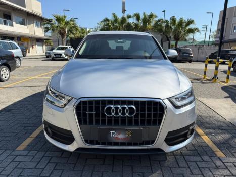 AUDI Q3 2.0 4P TFSI AMBIENTE QUATTRO S-TRONIC AUTOMÁTICO, Foto 2