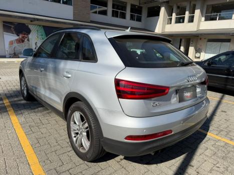 AUDI Q3 2.0 4P TFSI AMBIENTE QUATTRO S-TRONIC AUTOMÁTICO, Foto 6