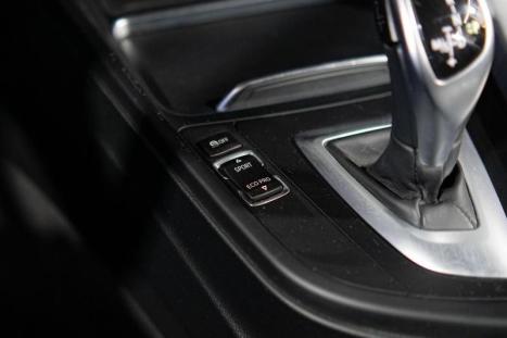 BMW 320I 2.0 16V 4P SPORT TURBO ACTIVE FLEX AUTOMÁTICO, Foto 17