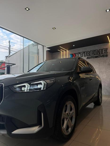 BMW X1 1.5 12V SDRIVE18I GP STEPTRONIC TURBO AUTOM�TICO, Foto 2