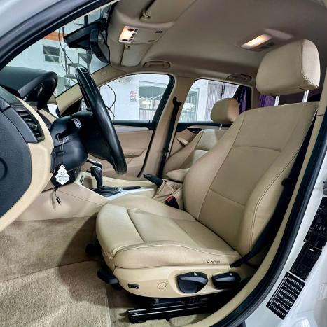 BMW X1 2.0 16V 4P 18I S DRIVE AUTOM�TICO, Foto 23