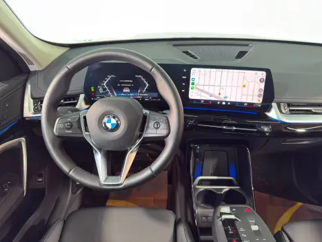 BMW X1 2.0 16V 4P S DRIVE 20I X-LINE TURBO AUTOM�TICO, Foto 12