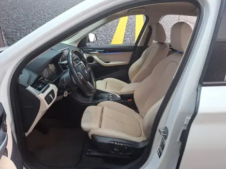 BMW X1 2.0 16V 4P SDRIVE 20I ACTIVEFLEX TURBO AUTOMTICO, Foto 5