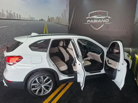 BMW X1 2.0 16V 4P SDRIVE 20I ACTIVEFLEX TURBO AUTOMTICO, Foto 14