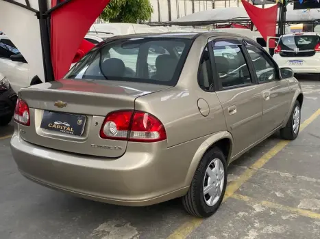 CHEVROLET Classic Sedan 1.0 4P, Foto 4