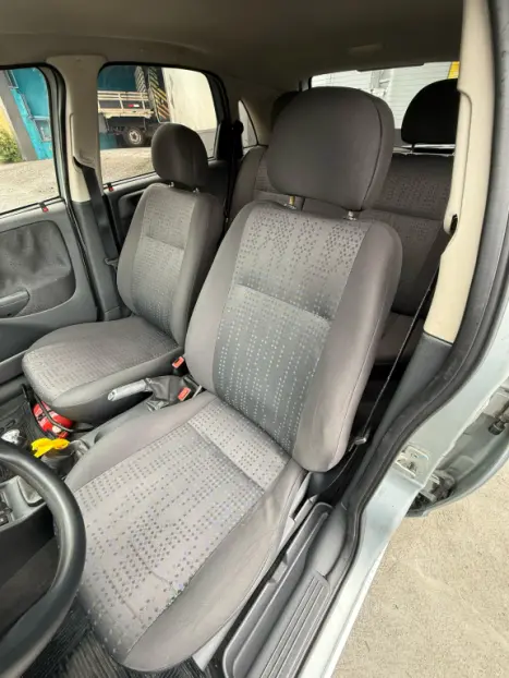 CHEVROLET Corsa Hatch 1.4 4P MAXX FLEX, Foto 9