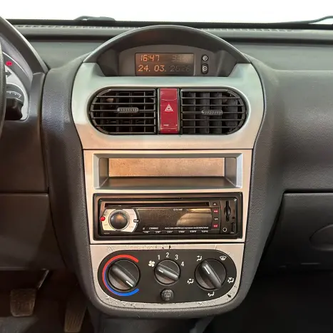 CHEVROLET Corsa Sedan 1.4 4P PREMIUM FLEX, Foto 16