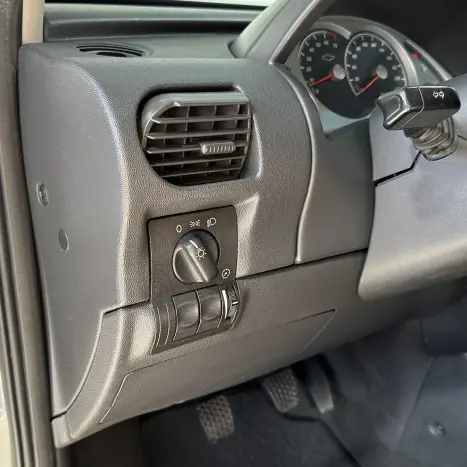 CHEVROLET Corsa Sedan 1.4 4P PREMIUM FLEX, Foto 19