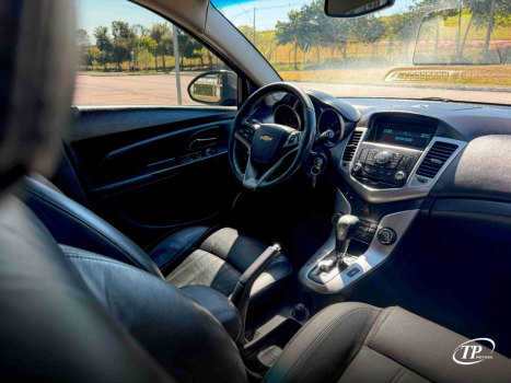 CHEVROLET Cruze Hatch 1.8 16V 4P LT SPORT6 FLEX AUTOM�TICO, Foto 14