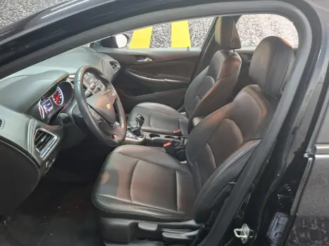 CHEVROLET Cruze Sedan 1.4 16V 4P LT FLEX TURBO AUTOM�TICO, Foto 4