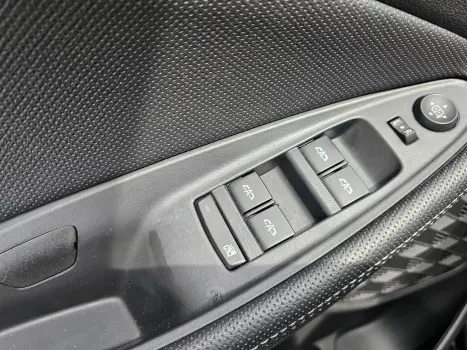 CHEVROLET Montana 1.2 12V FLEX PREMIER TURBO AUTOM�TICO, Foto 12