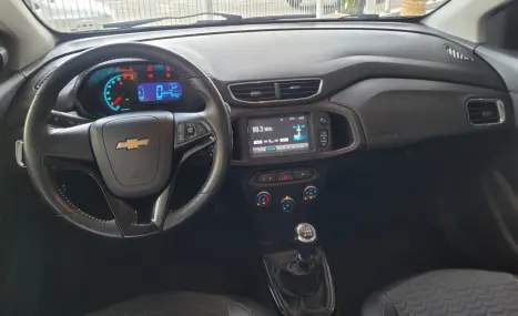 CHEVROLET Onix Hatch 1.4 4P FLEX LTZ, Foto 8 CHEVROLET Onix Hatch 1.4 4P FLEX LTZ, Foto 8