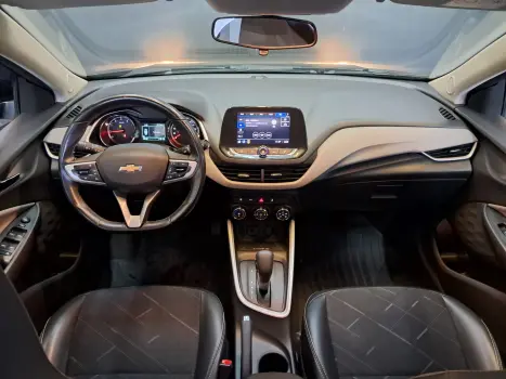 CHEVROLET Onix Hatch 1.0 12V 4P FLEX PREMIER TURBO AUTOMÁTICO, Foto 2 CHEVROLET Onix Hatch 1.0 12V 4P FLEX PREMIER TURBO AUTOMÁTICO, Foto 2