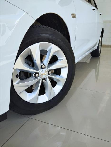 CHEVROLET Onix Hatch 1.0 12V 4P FLEX LT TURBO AUTOMTICO, Foto 9