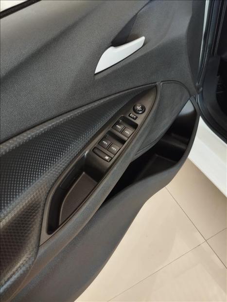 CHEVROLET Onix Hatch 1.0 12V 4P FLEX LT TURBO AUTOMTICO, Foto 10