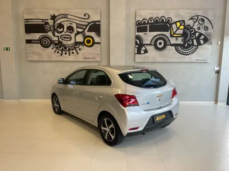 CHEVROLET Onix Hatch 1.4 4P FLEX LTZ AUTOMTICO, Foto 2