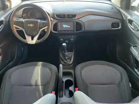 CHEVROLET Onix Hatch 1.4 4P FLEX LTZ, Foto 9