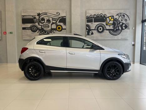 CHEVROLET Onix Hatch 1.4 4P FLEX ACTIV, Foto 6