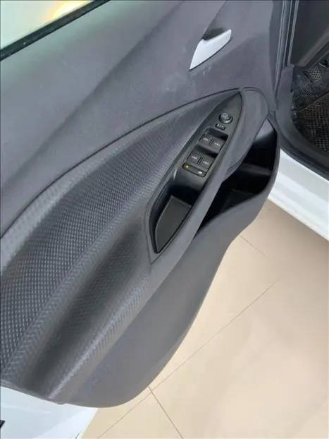 CHEVROLET Onix Hatch 1.0 4P FLEX LT, Foto 10