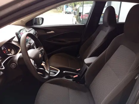 CHEVROLET Onix Hatch 1.0 12V 4P FLEX LT TURBO AUTOMÁTICO, Foto 6 CHEVROLET Onix Hatch 1.0 12V 4P FLEX LT TURBO AUTOMÁTICO, Foto 6