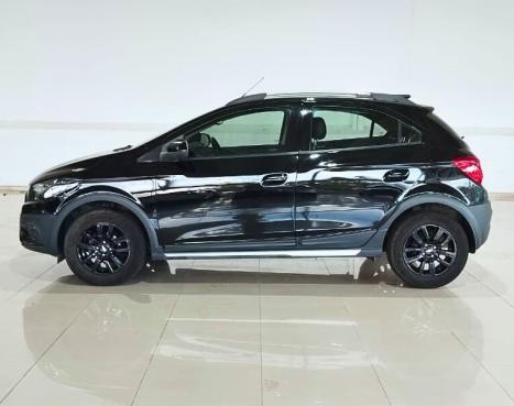 CHEVROLET Onix Hatch 1.4 4P FLEX ACTIV AUTOMTICO, Foto 3