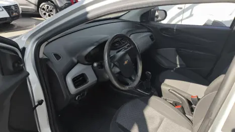 CHEVROLET Onix Hatch 1.0 4P FLEX JOY, Foto 6