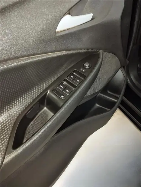 CHEVROLET Onix Hatch 1.0 4P FLEX LT PLUS, Foto 10