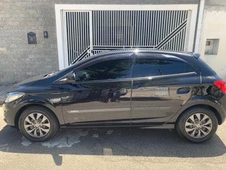 CHEVROLET Onix Hatch 1.0 4P FLEX JOY BLACK, Foto 3