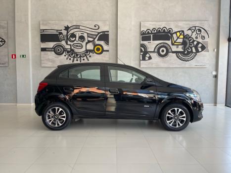 CHEVROLET Onix Hatch 1.4 4P FLEX LTZ, Foto 5