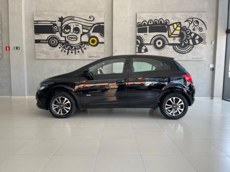 CHEVROLET Onix Hatch 1.4 4P FLEX LTZ, Foto 6