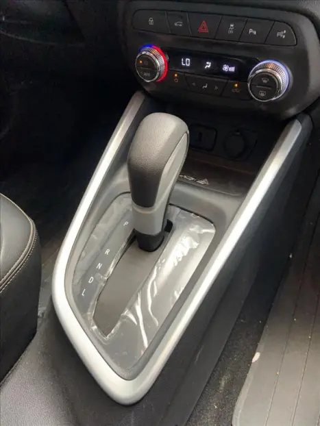 CHEVROLET Onix Hatch 1.0 12V 4P FLEX PREMIER TURBO AUTOMTICO, Foto 14