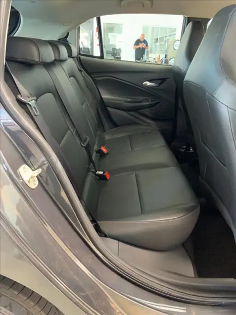 CHEVROLET Onix Hatch 1.0 12V 4P FLEX PREMIER TURBO AUTOMTICO, Foto 17