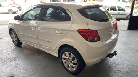 CHEVROLET Onix Hatch 1.4 4P FLEX LT, Foto 6