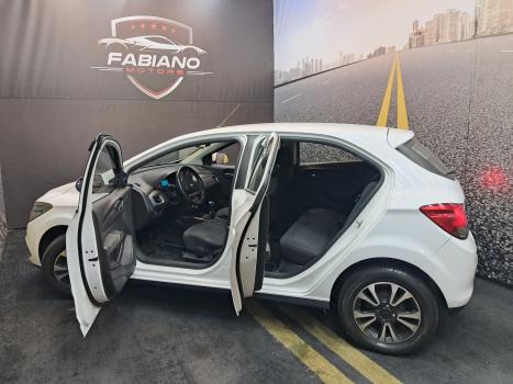 CHEVROLET Onix Hatch 1.4 4P FLEX LTZ, Foto 10