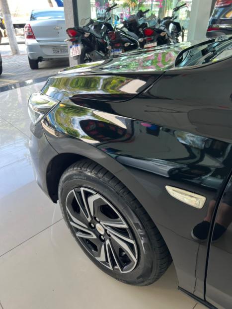 CHEVROLET Onix Hatch 1.0 4P FLEX LT2, Foto 13