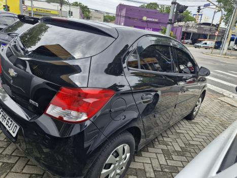 CHEVROLET Onix Hatch 1.0 4P FLEX LT, Foto 4