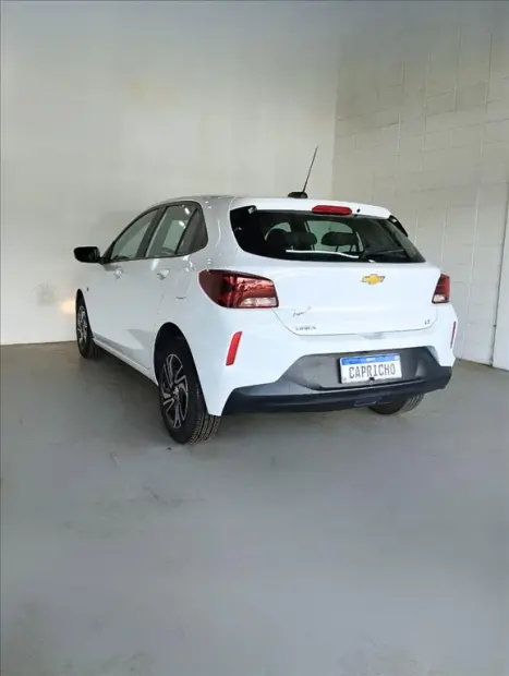 CHEVROLET Onix Hatch 1.0 4P FLEX LT, Foto 4