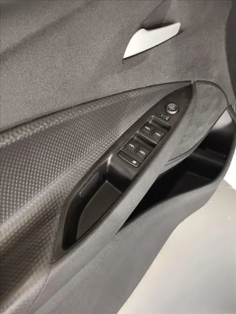 CHEVROLET Onix Hatch 1.0 4P FLEX LT, Foto 9