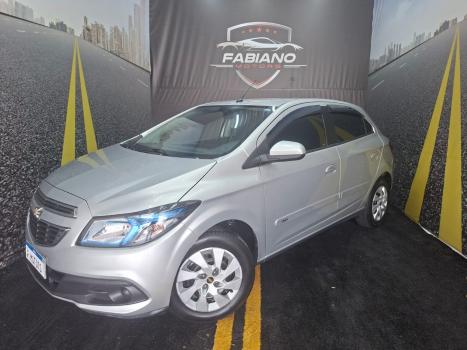 CHEVROLET Onix Hatch 1.4 4P FLEX LT, Foto 1